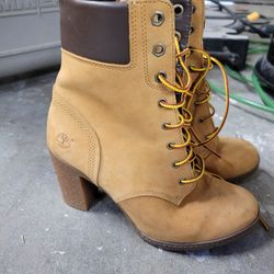 Timberland Heeled Boots Size 6.5