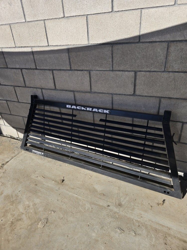 Back rack For a Heavy Duty Ford Truck