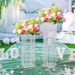 Acrylic Flower Pedestal Vase with Hanging Crystal Beads