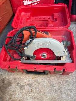Milwaukee skill saw