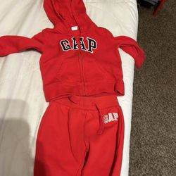 Gap Baby Set 6-12 Month