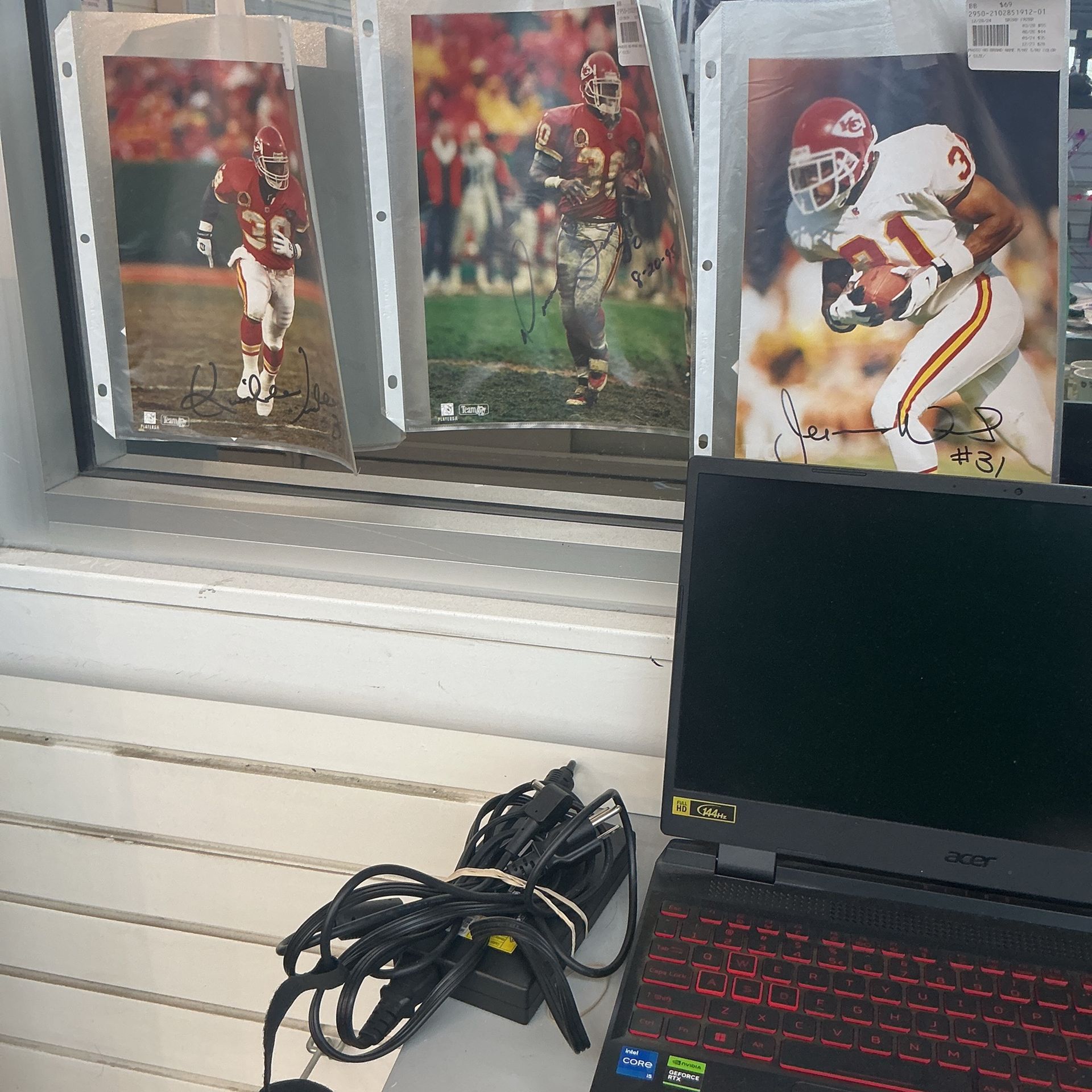 Signed Chiefs Photos 