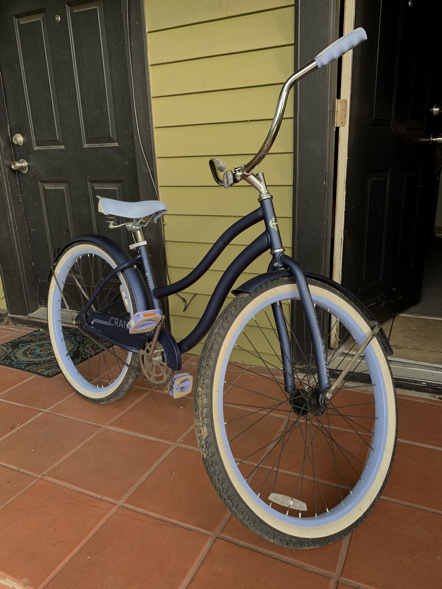 Huffy 26” Cranbrook Cruiser Bike