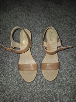 Salvatore Ferragamo Mollie heels