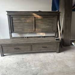 King Size Bed Frame:platform Base. 