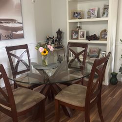 Dinning Table