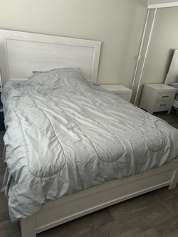 Full Size Bedroom Set – Bed Frame, Mattress, Bunkie Board & Nightstand