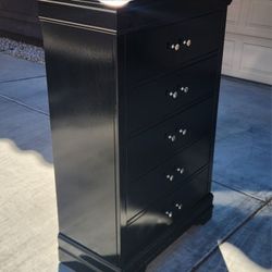 Furniture Dresser *** Free Local Delivery ***