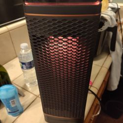 Powerful Little 15 In Heater New, w/Remote, Lights Up, Oscillate