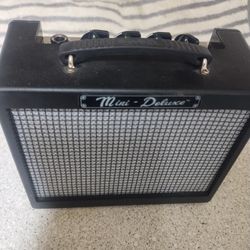 Fender Mini Amp Guitar 