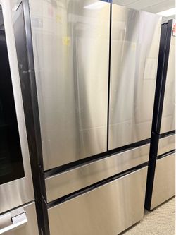 SAMSUNG BESPOKE  FRIDGE WITH BEVERAGE CENTER ON SALE |WARRANTY