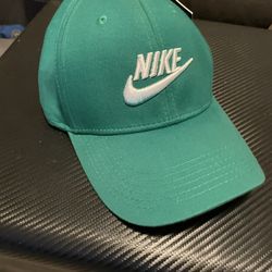 Lime Green Nike Cap - Discounted 32%