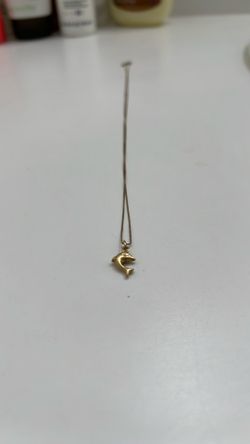 Necklace and earring