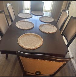 8 piece table set