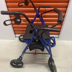 Rolator / Wheelchair 
