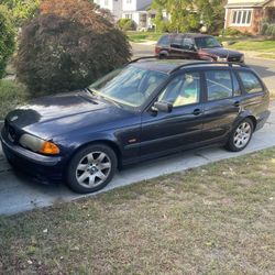 2000 BMW 323i