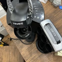 Keurig Coffee Maker And K-cup Storage
