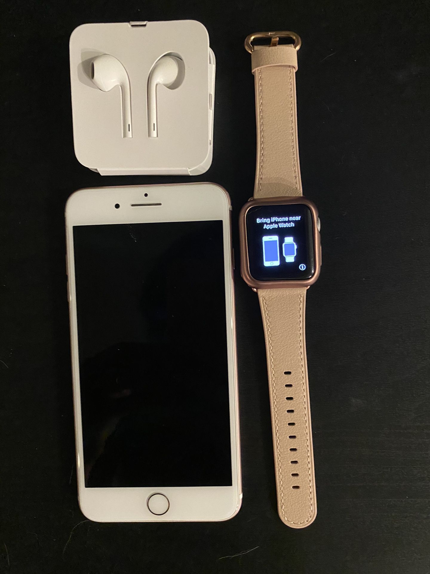 iPhone 7 Plus + Watch (1st gen)— Rose Gold 128 GB —AT&T