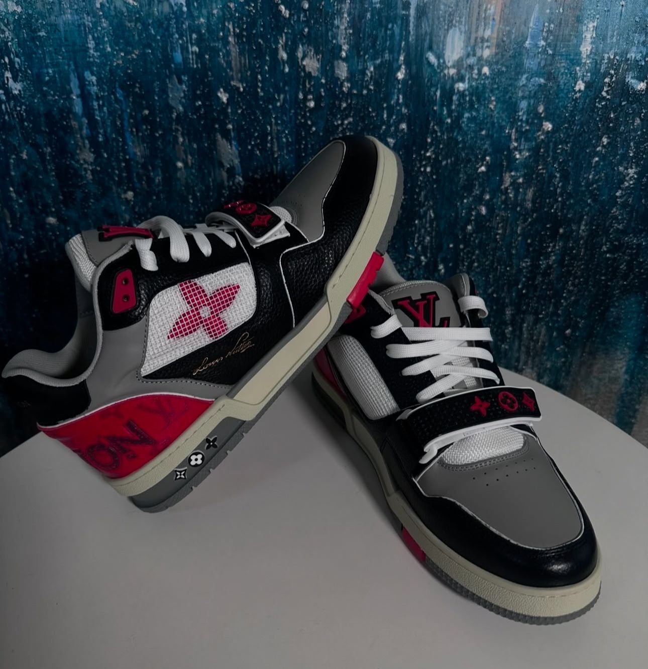 Louis Vuitton Sneaker