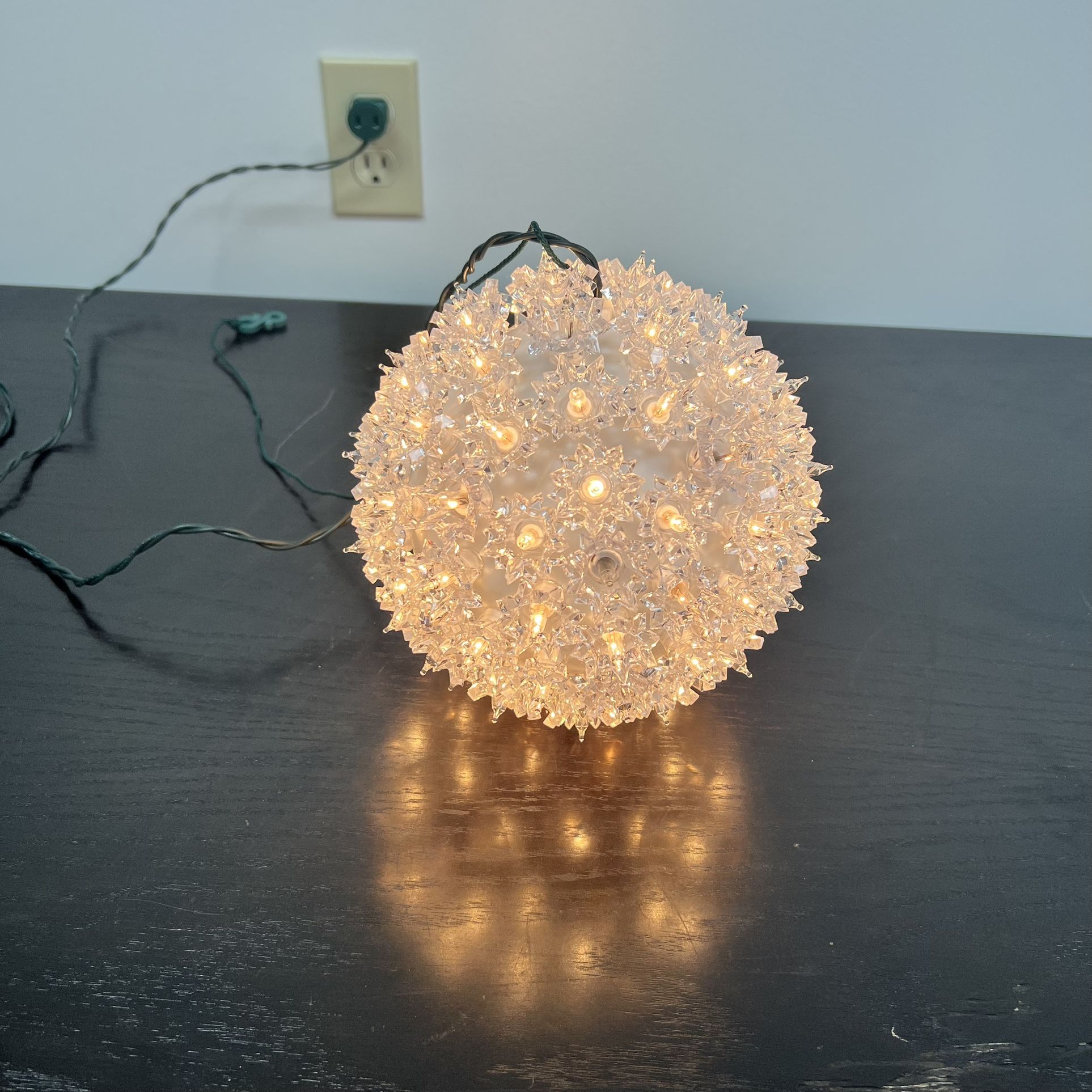 Shimmering Sphere -Light Twinkle Ball – Indoor/Outdoor