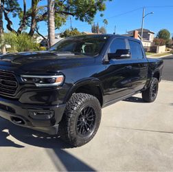 2020 Dodge Ram LIMITED