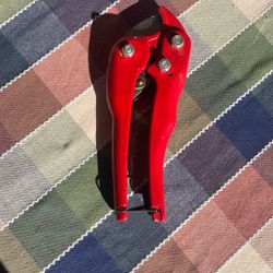 Pipe Cutter