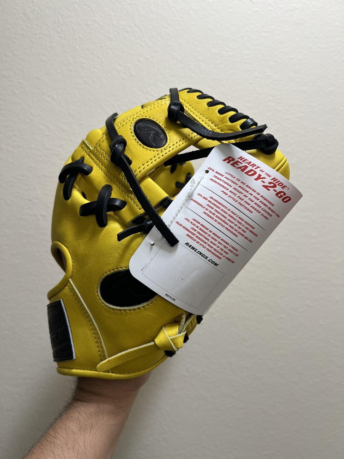 Rawlings HOH R2G 11 1/2” Infield Baseball Glove RHT