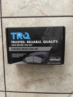 TRQ BFA73084 Nissan Infiniti Front Ceramic Brake Pads