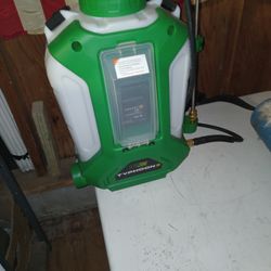 Flowzone  Typhoon Battery Backpack Sprayer