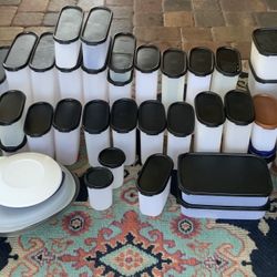 Several Tupperware Items 5.00 A Pc
