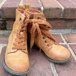 Girl’s size 1 bootie