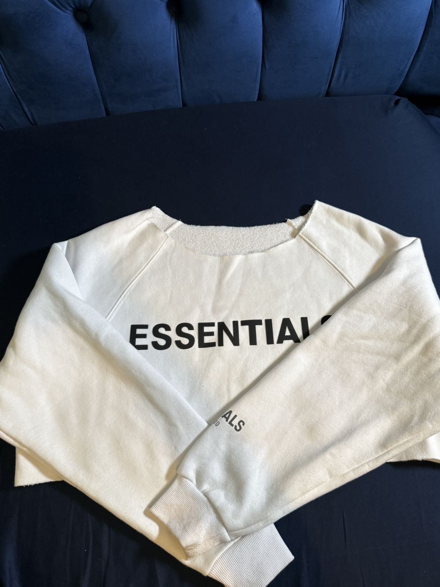 Fear of God Essentials Crewneck Cropped Sweatshirt