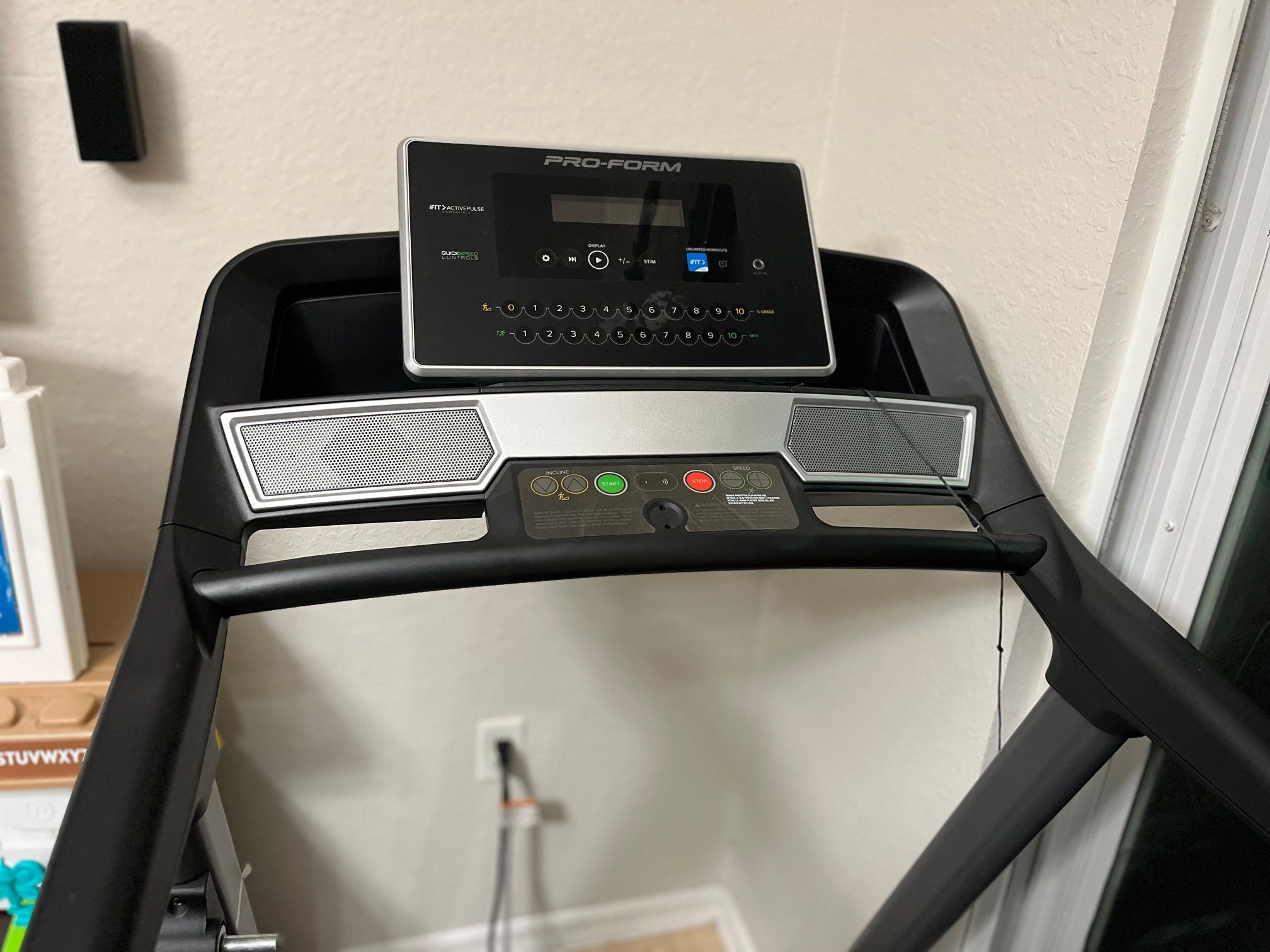 Treadmill 