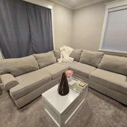 Sectional Couch 