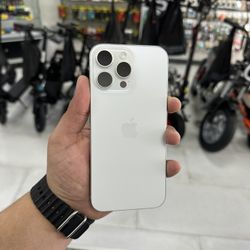 iPhone 16 Pro Max Unlocked 256GB! Finance For $50 Down Payment!!
