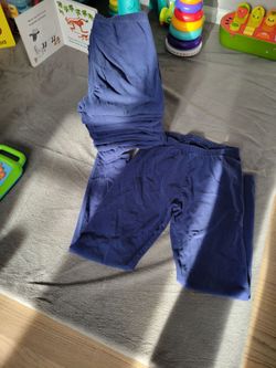 Navy blue leggings