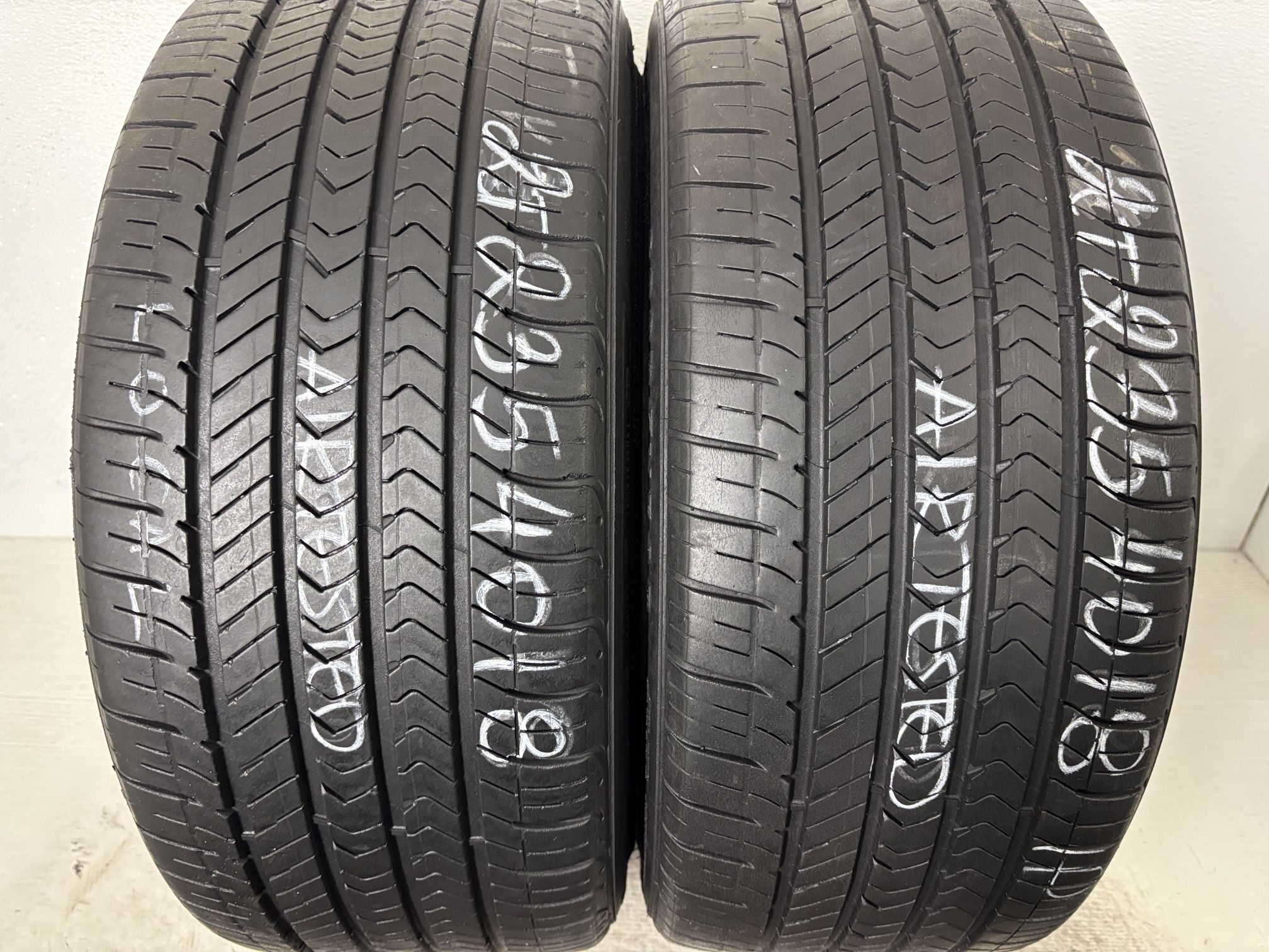 2 Tires 235 40 18 Goodyear Eagle Sport As High Tread