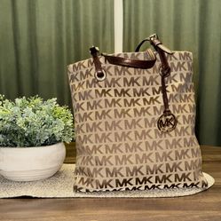 Michael  Kors Tote Bag