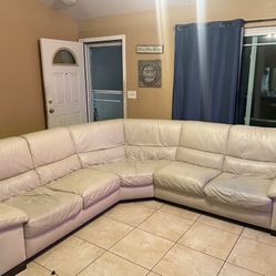 Sofas &tables