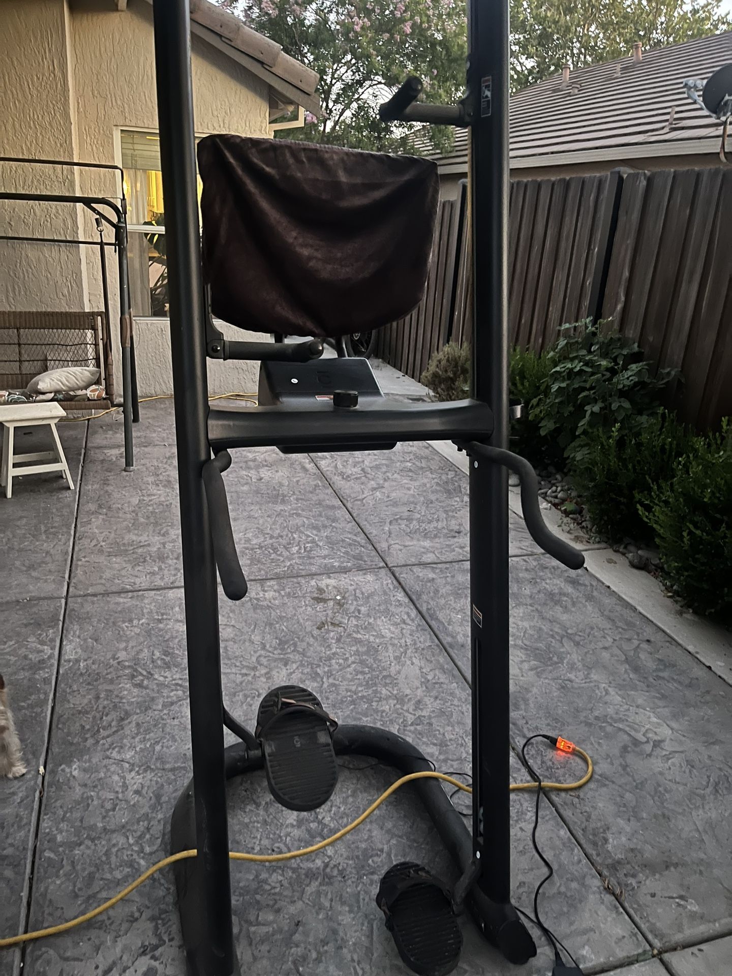 CLMBR Connected 01 Stepper Climber Black