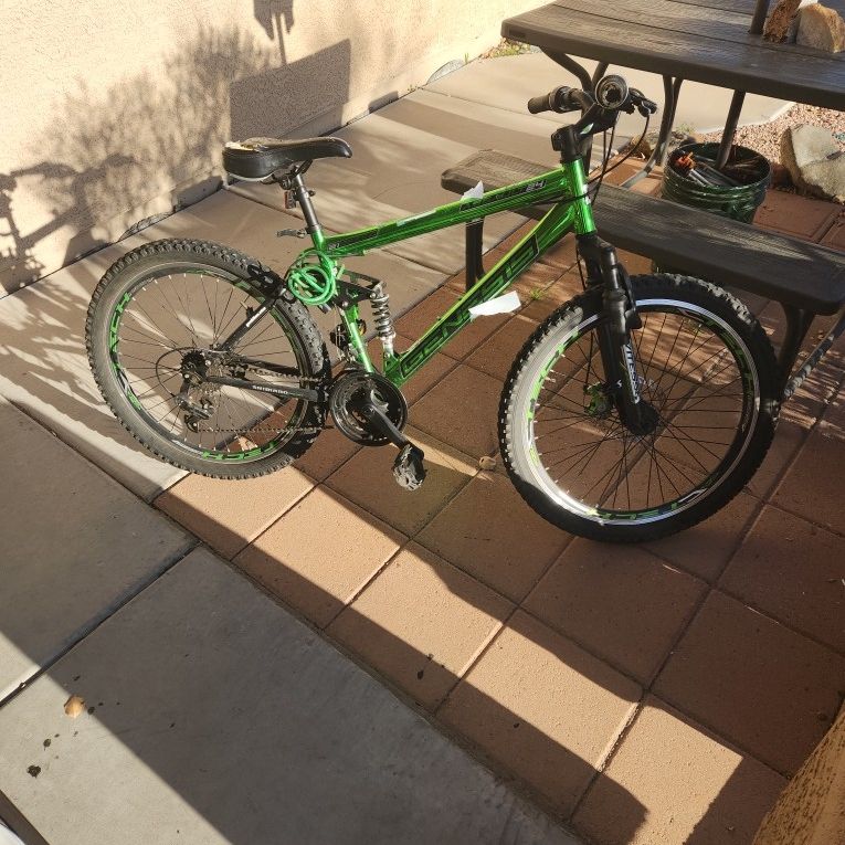 Genesis assault 24 bike hotsell