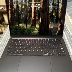 Apple 2025 MacBook Air 13-inch Laptop with M4 chip Midnight Color 