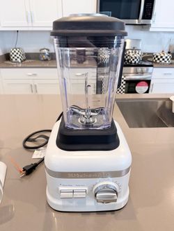 KitchenAid professional blender, Pearl White