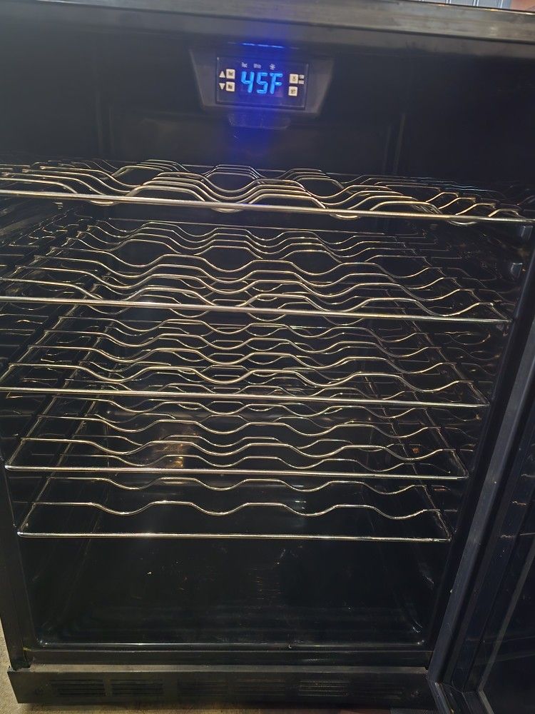 50 Bottle Wine Cooler 