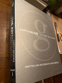 GARTH BROOKS: The Anthology WITH 5 CD’s!!!!