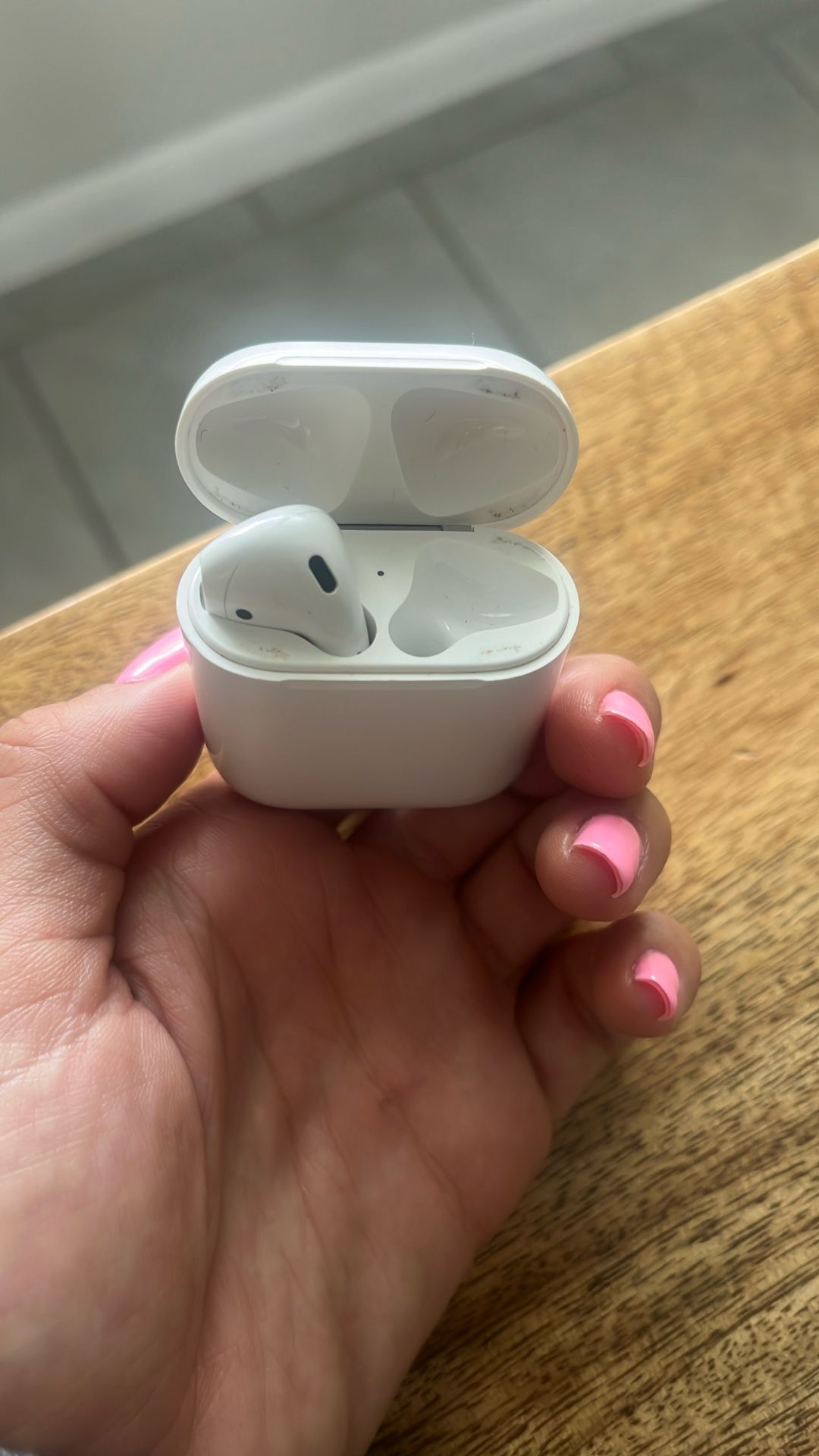 EarPod With Case Left Side Only