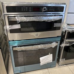 BRAND NEW SAMSUNG OVEN WALL AND MICROWAVE STAINLESS STEEL