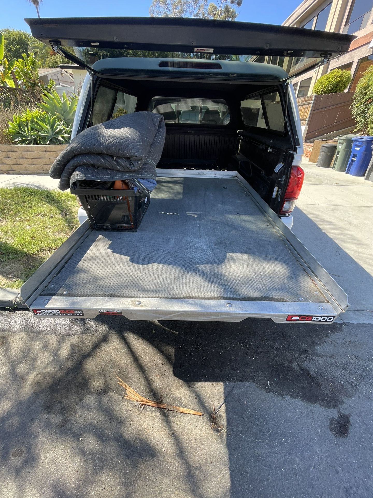 Cargo Glide Bedslide