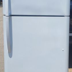 Great Working Frigidaire Refrigerator