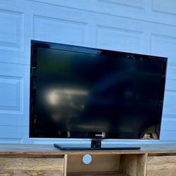 TV 40” Samsung 